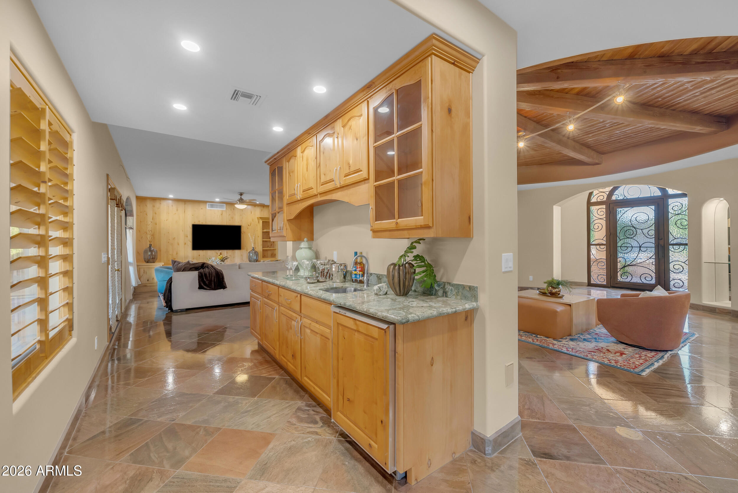 1455 East Colt Road Tempe, AZ 85284 - Photo 15 of 71 Wet Bar