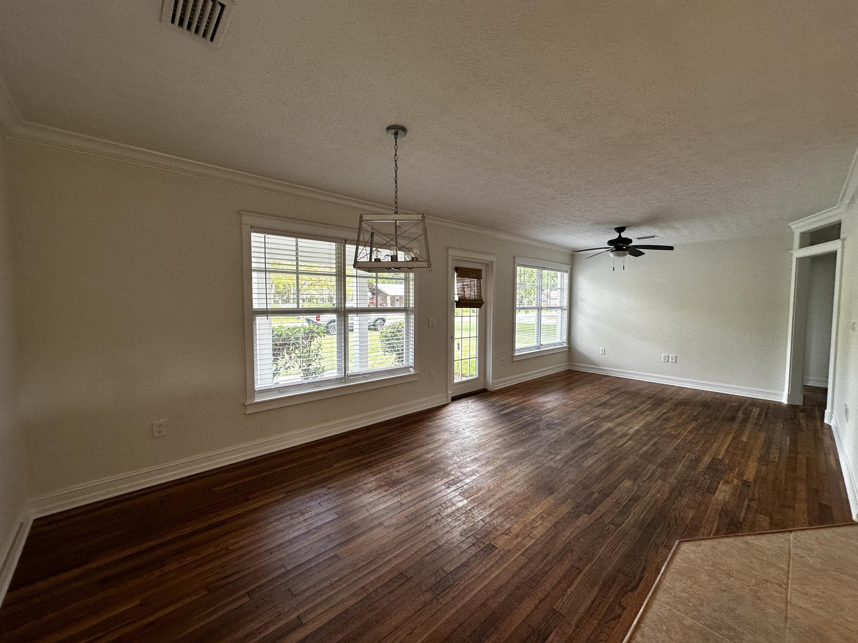 805 Ulrich Road Fort Pierce, FL 34982 - Photo 5 of 32 IMG_3718