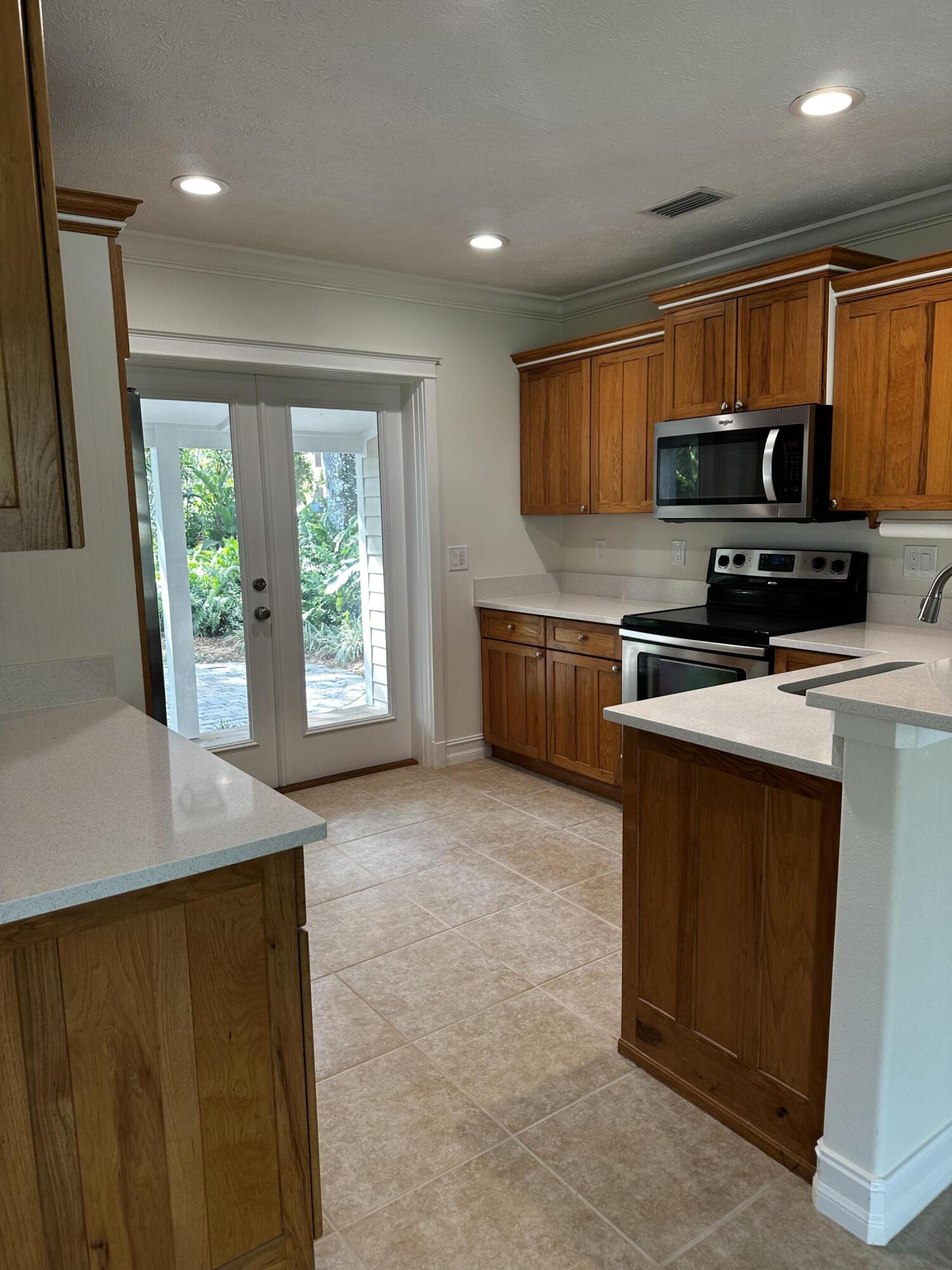 805 Ulrich Road Fort Pierce, FL 34982 - Photo 8 of 32 IMG_3743