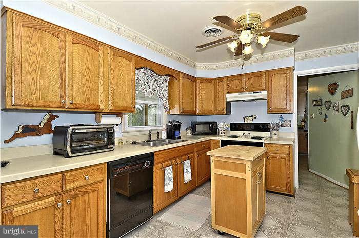 23244 Colton Point Road Clements, MD 20624 - Photo 8 of 30 Kitchen