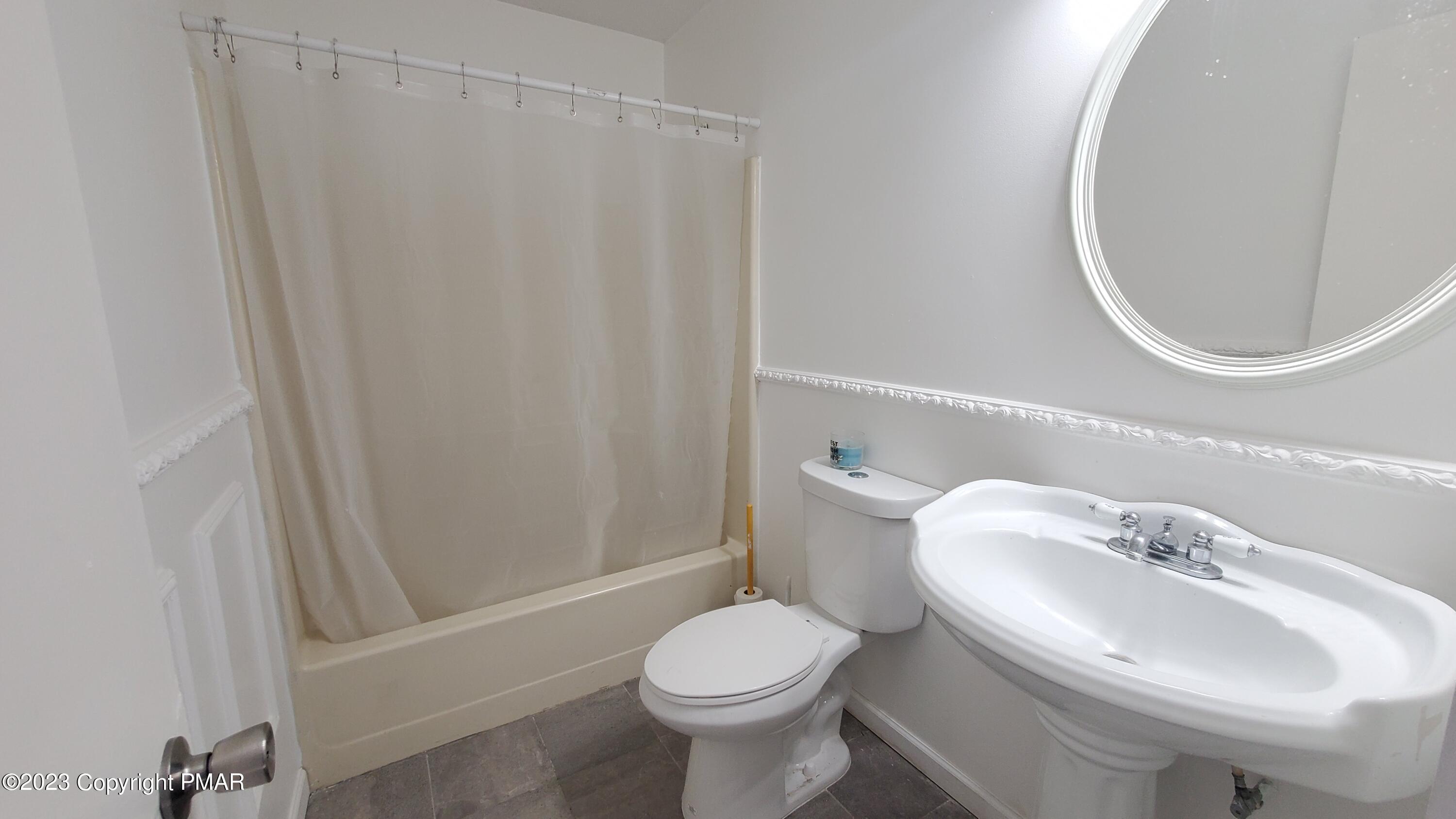 3118 Snowden Drive Bushkill, PA 18324 - Photo 9 of 27 2nd full bath