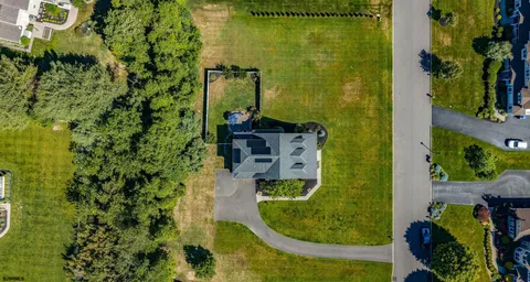 $865,000 | 19 Queen Anne Court, Ocean View, NJ 08230