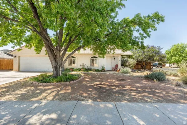 $399,000 | 2804 East 350 North, St. George, UT 84790