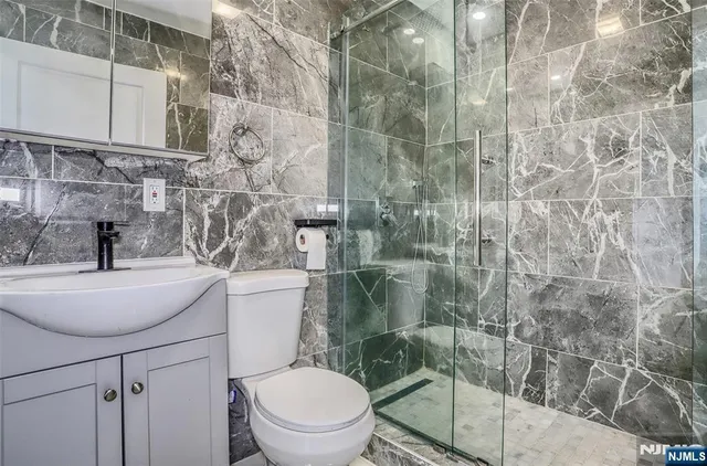 $4,500 | 9017 Riverside Place, North Bergen, NJ 07047