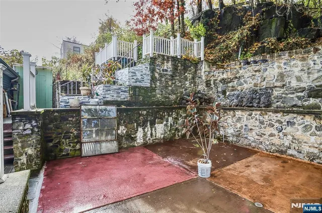 $4,500 | 9017 Riverside Place, North Bergen, NJ 07047