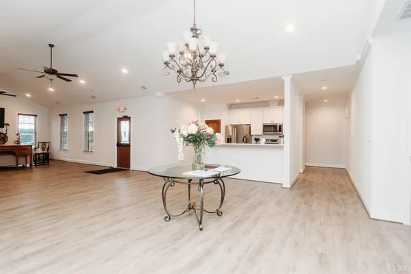 $394,900 | 147 Villa Oak Circle, Bedford, VA 24523
