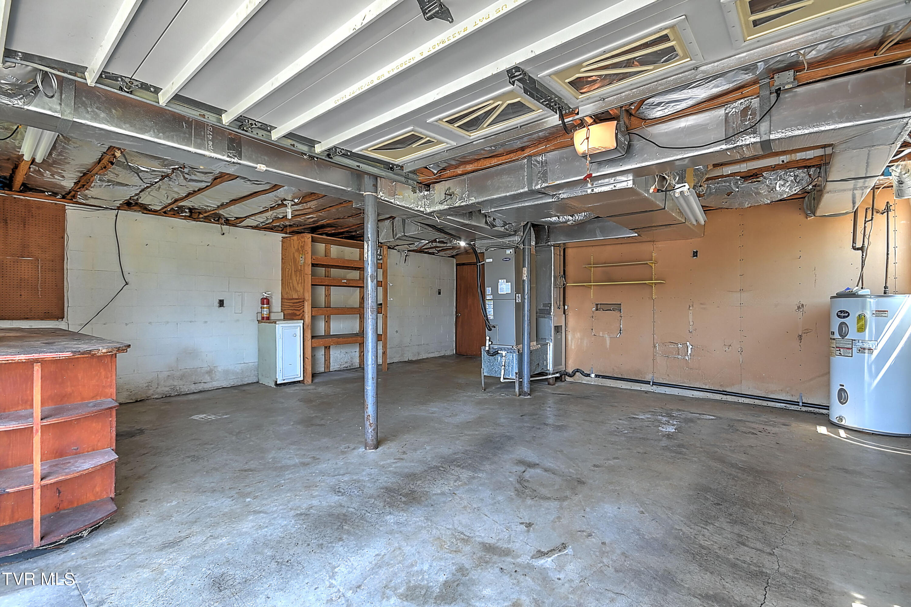 768 Island Road Kingsport, TN 37664 - Photo 41 of 70 Island DK_-27