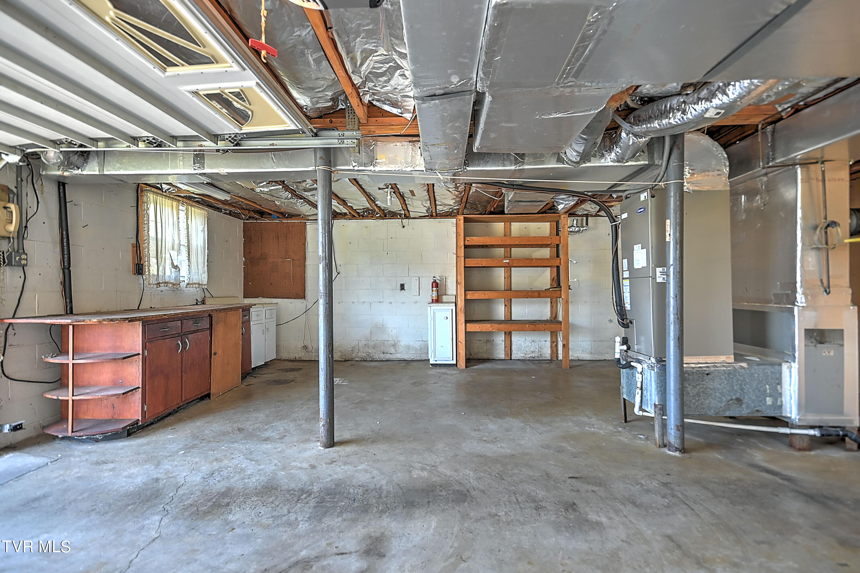 768 Island Road Kingsport, TN 37664 - Photo 42 of 70 Island DK_-29
