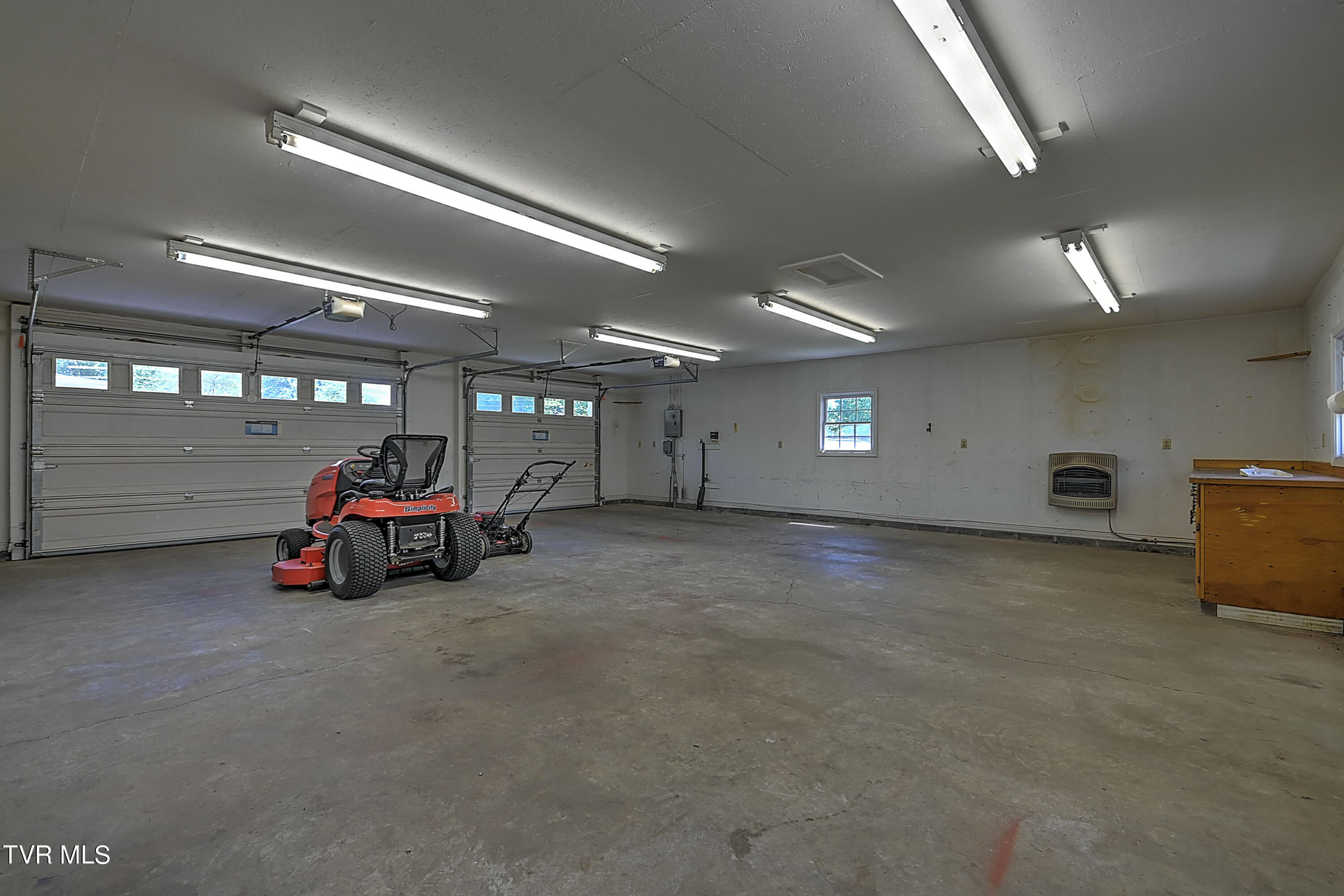 768 Island Road Kingsport, TN 37664 - Photo 46 of 70 Island DK_-40