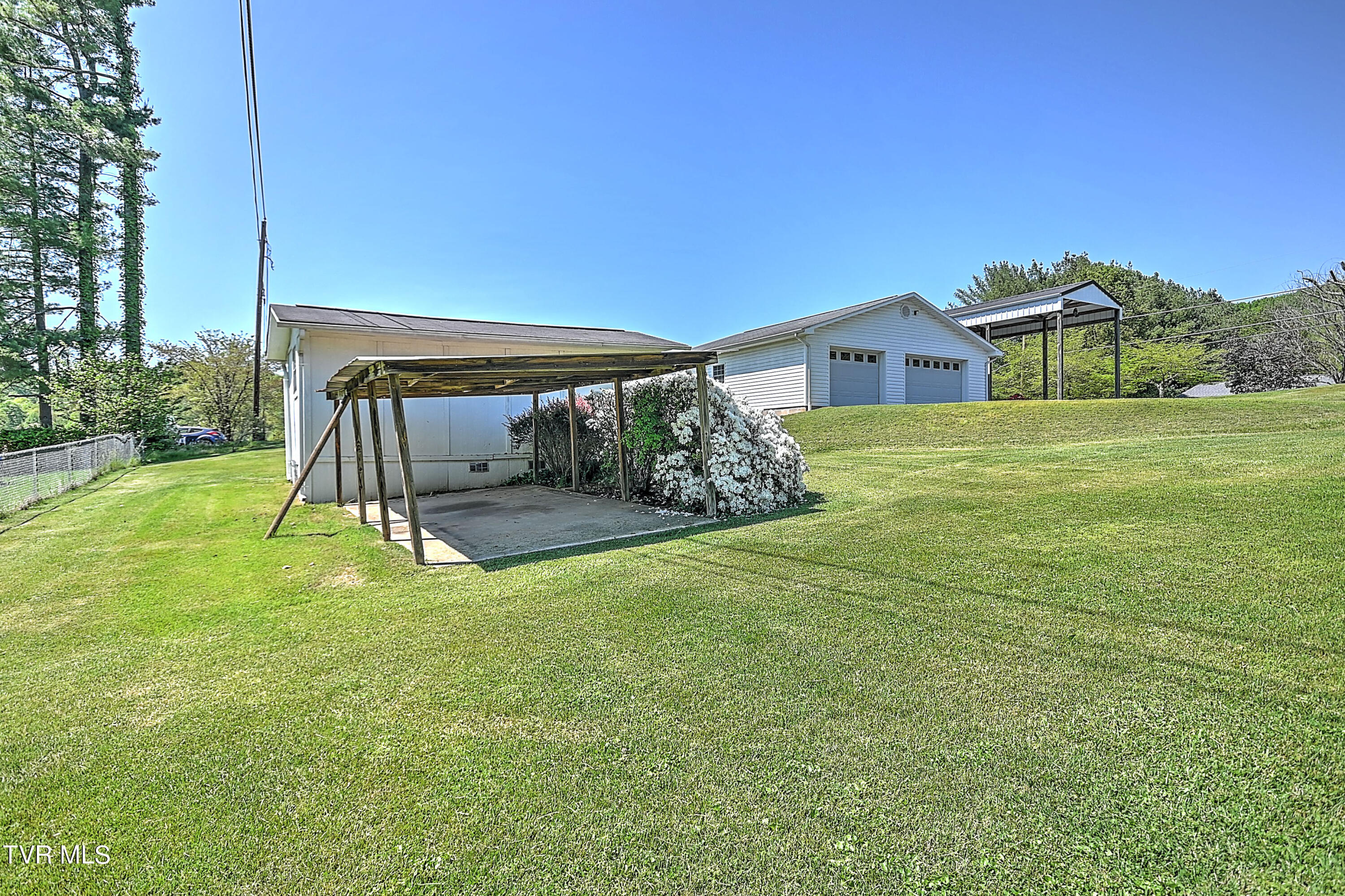 768 Island Road Kingsport, TN 37664 - Photo 50 of 70 Island DK_-44