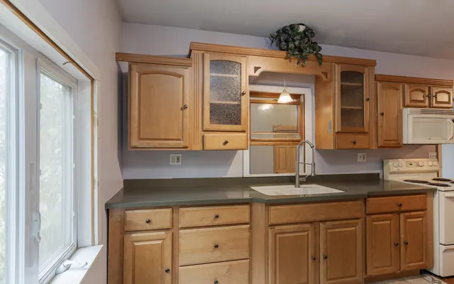 $285,000 | 4 Middletown Road, Roxbury, NH 03431