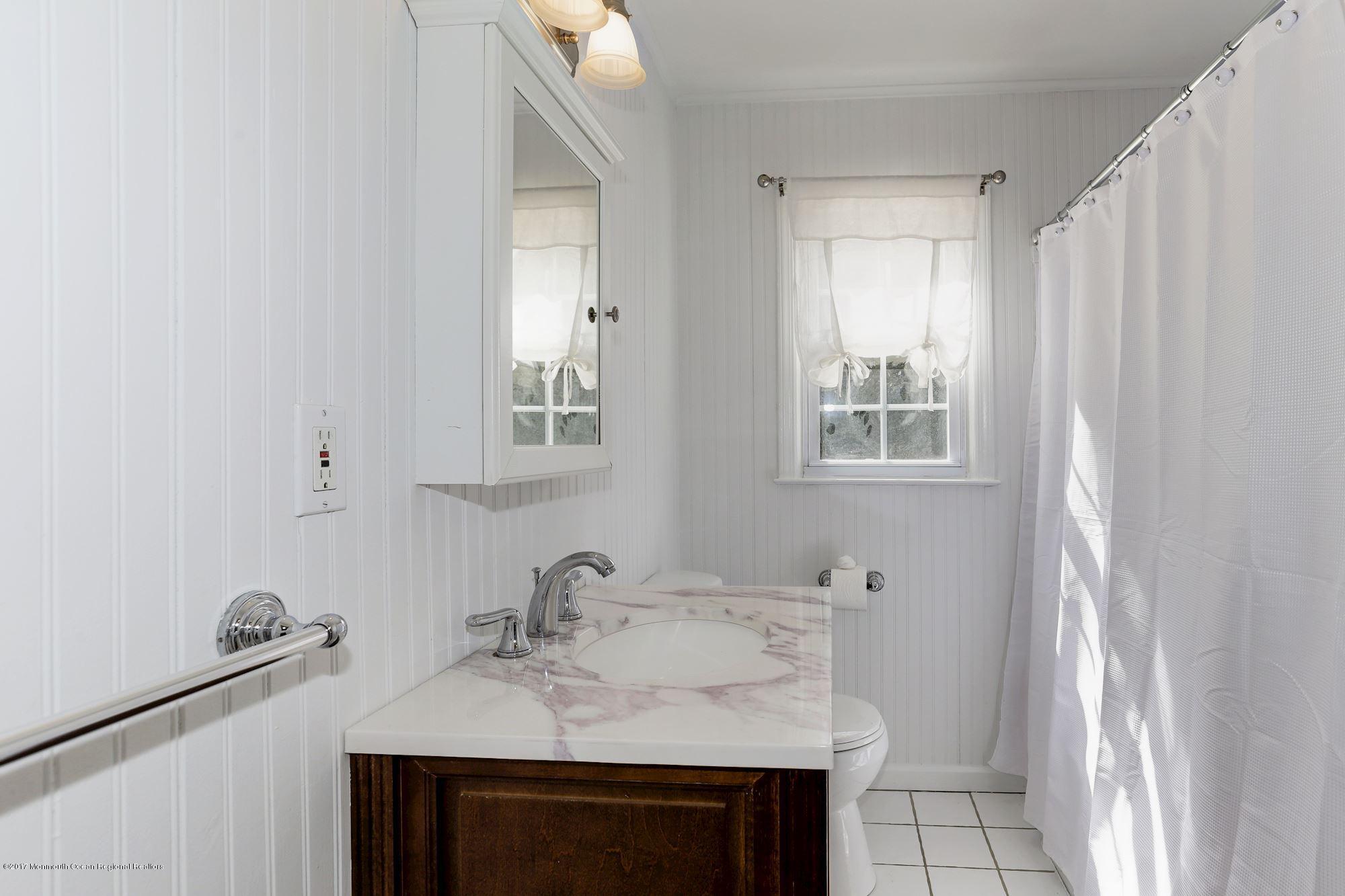 1615 Bailey Road Wall, NJ 07719 - Photo 11 of 18 034_1615_BAILEY_ROAD_207401_271030