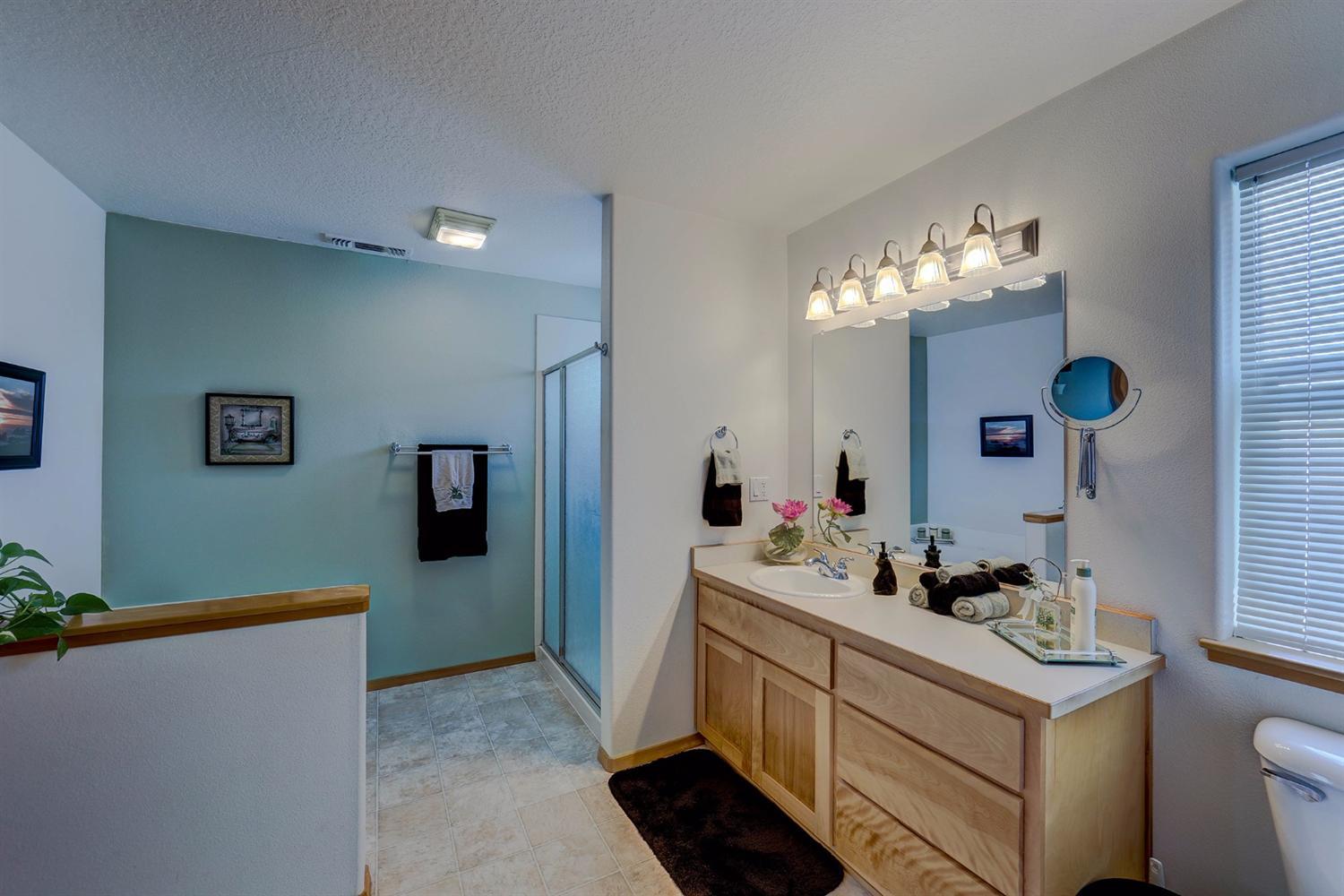 1142 Lincoln Road Grants Pass, OR 97526 - Photo 13 of 17 Additional Photo