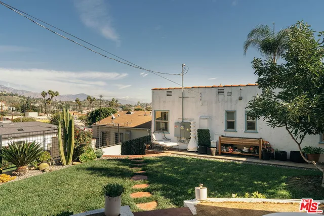 $4,695 | 3311 Minto Court, Los Angeles, CA 90032