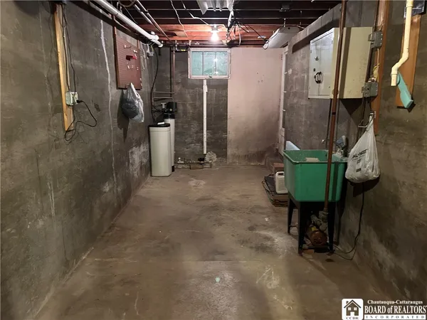 $197,995 | 8714 Knowlton Road, Clymer, NY 14724