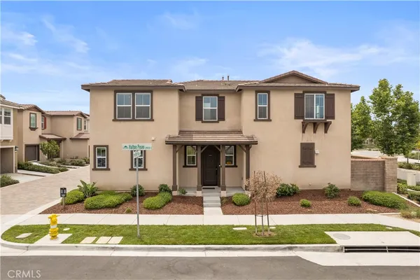 $779,900 | 2902 South Halton Paseo, Ontario, CA 91761