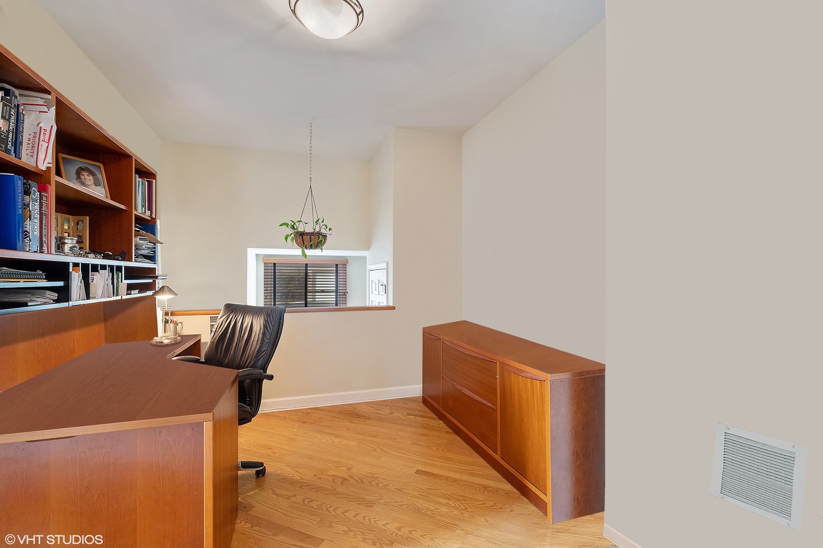 746 De Roo Loop, Unit 746 Highwood, IL 60040 - Photo 8 of 30