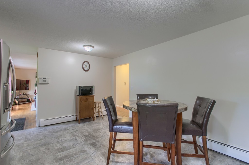 68 Lancaster Road Clinton, MA 01510 - Photo 5 of 28
