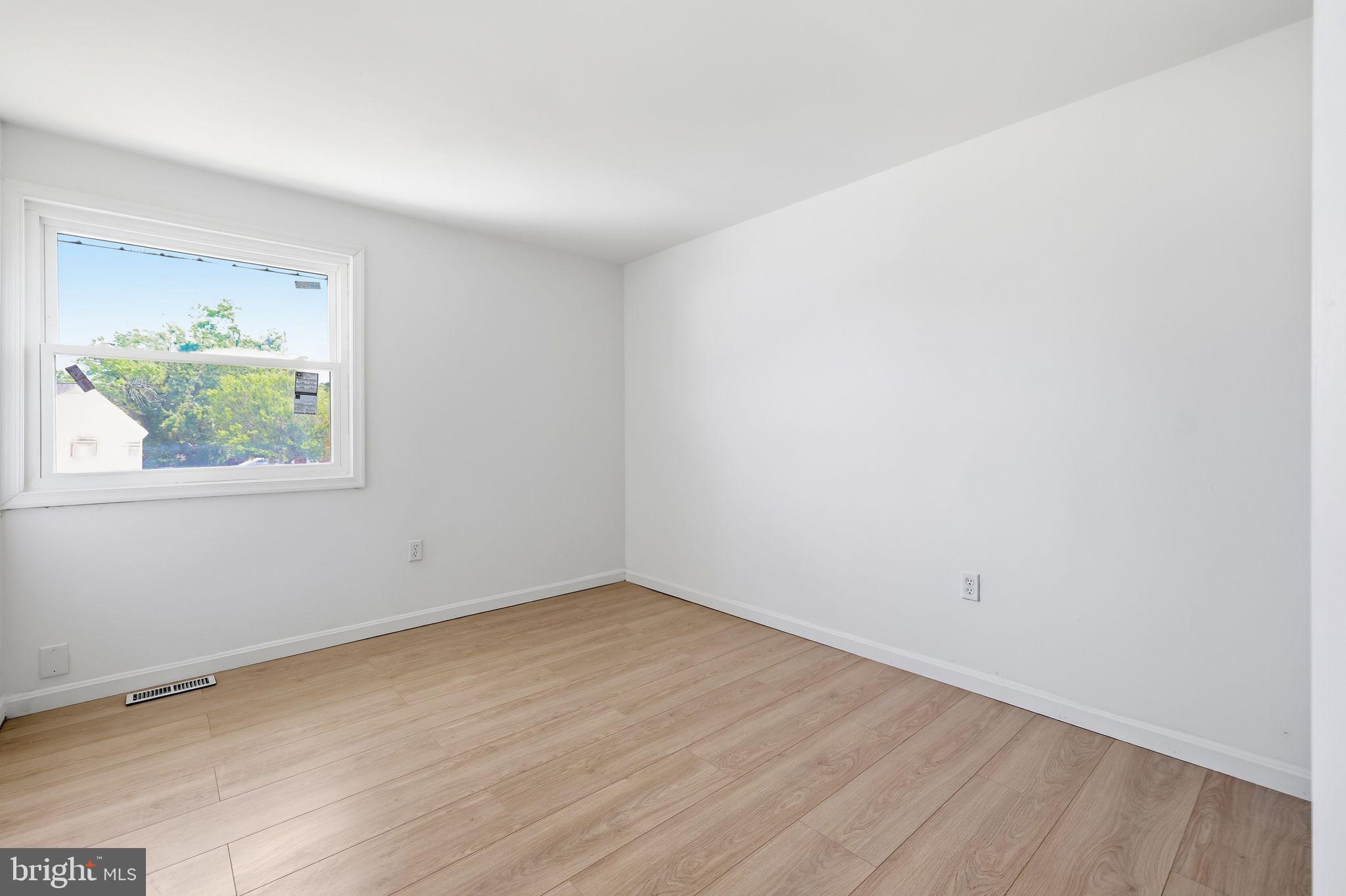 139 Shellcove Road Pasadena, MD 21122 - Photo 19 of 23 Gallery Image 19