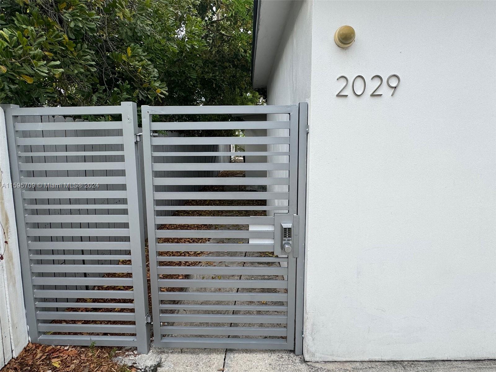 2029 Pierce Street, Unit 3 Hollywood, FL 33020 - Photo 1 of 8