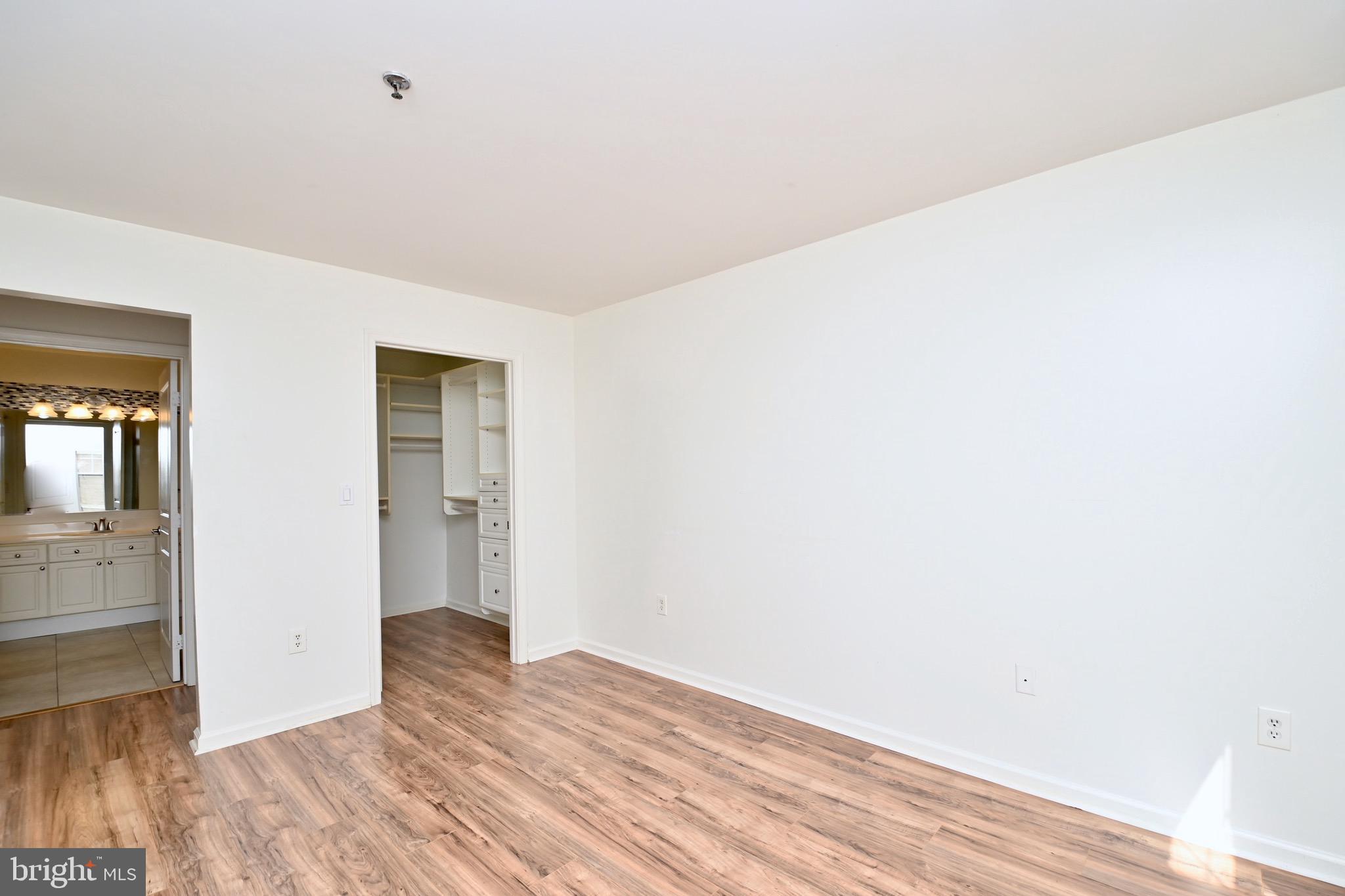 5563 Seminary Road, Unit 412 Falls Church, VA 22041 - Photo 24 of 45 Gallery Image 24