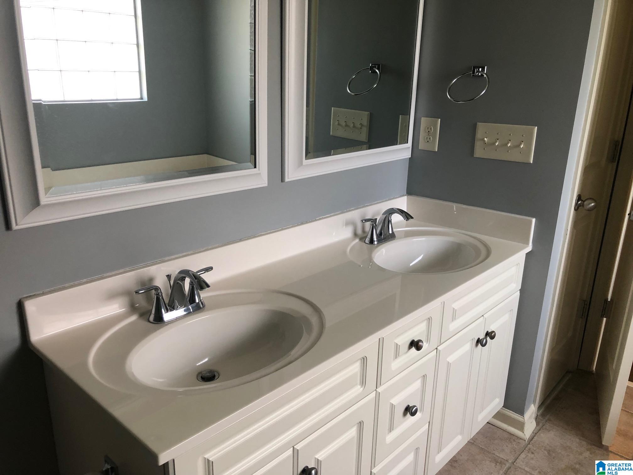 1035 Maryanna Road Calera, AL 35040 - Photo 6 of 17