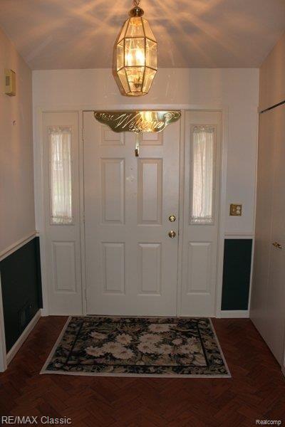 6634 Edgewood Road Canton, MI 48187 - Photo 7 of 17 FOYER