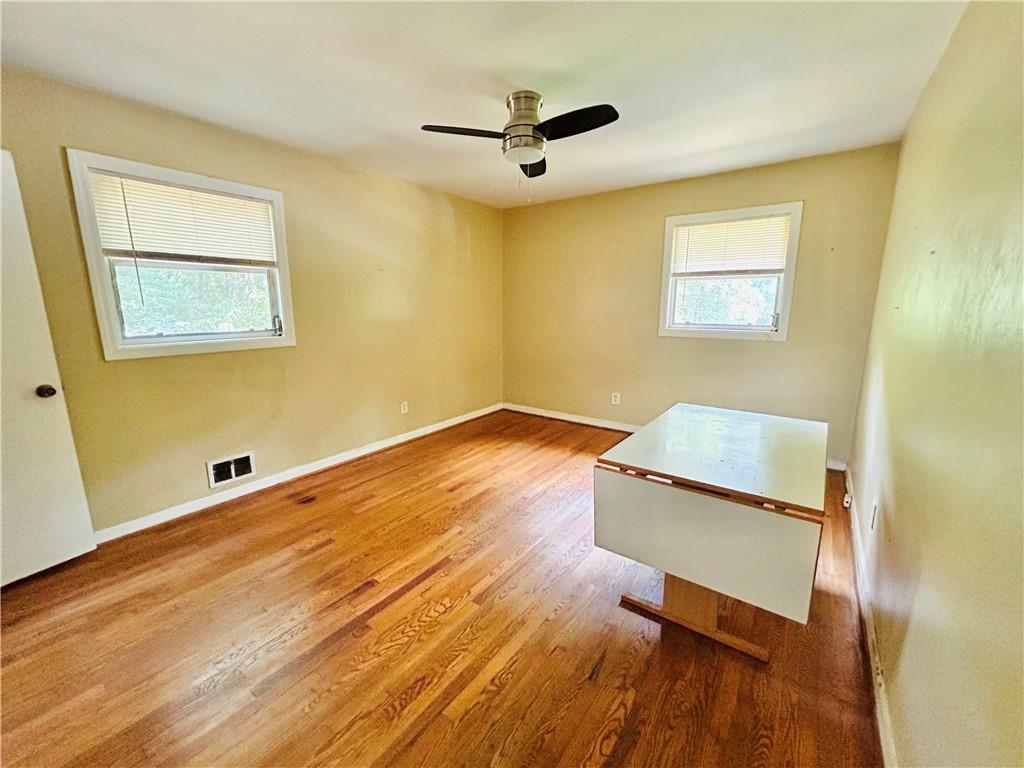 3317 Harris Road Southwest Marietta, GA 30060 - Photo 8 of 23