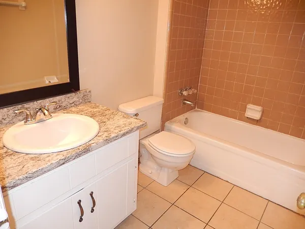 $1,275 | 1811 Hartsfield Road, Unit C, Tallahassee, FL 32303