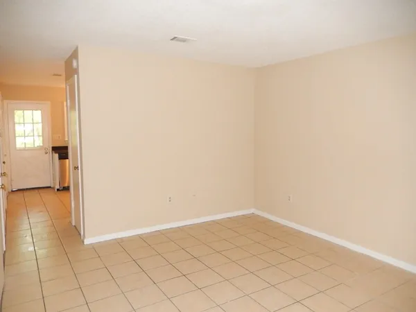 $1,275 | 1811 Hartsfield Road, Unit C, Tallahassee, FL 32303