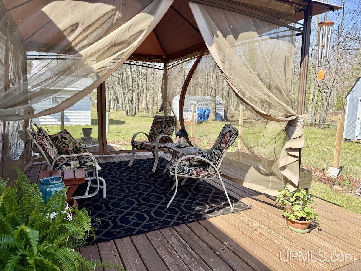 2600 South Hill Road Gladstone, MI 49837 - Photo 28 of 34