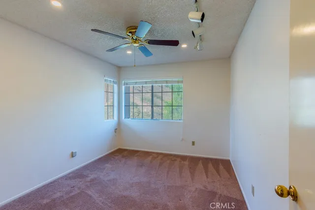 $4,500 | 20558 Romar Lane, Saugus, CA 91350