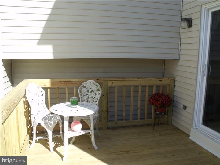 27 Geraldine Road Hightstown, NJ 08520 - Photo 19 of 24 Deck