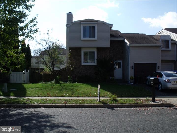 27 Geraldine Road Hightstown, NJ 08520 - Photo 4 of 24 Exterior Front