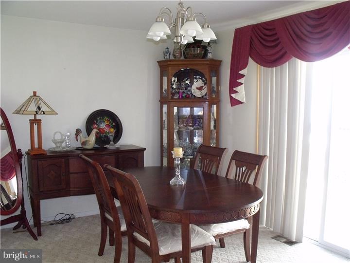 27 Geraldine Road Hightstown, NJ 08520 - Photo 9 of 24 Dining Room