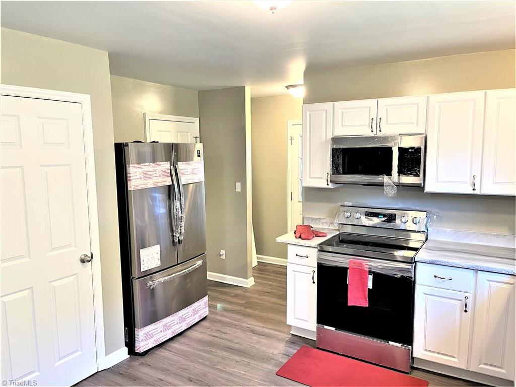 7518 Strawberry Road Summerfield, NC 27358 - Photo 5 of 36 Gallery Image 5