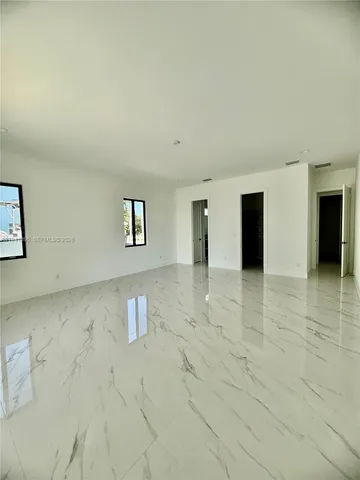 $855,000 | 3122 Southeast Ramsey Court, Port St. Lucie, FL 34952