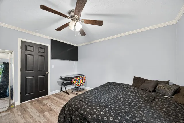 $266,000 | 5225 Glenvalley Drive, La Porte, TX 77571