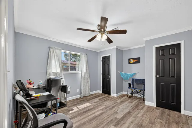 $266,000 | 5225 Glenvalley Drive, La Porte, TX 77571