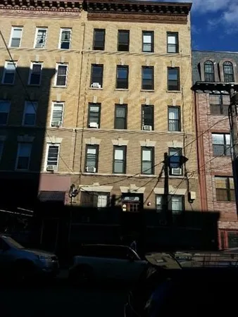 $3,495 | 839 Willow Avenue, Unit 3, Hoboken, NJ 07030