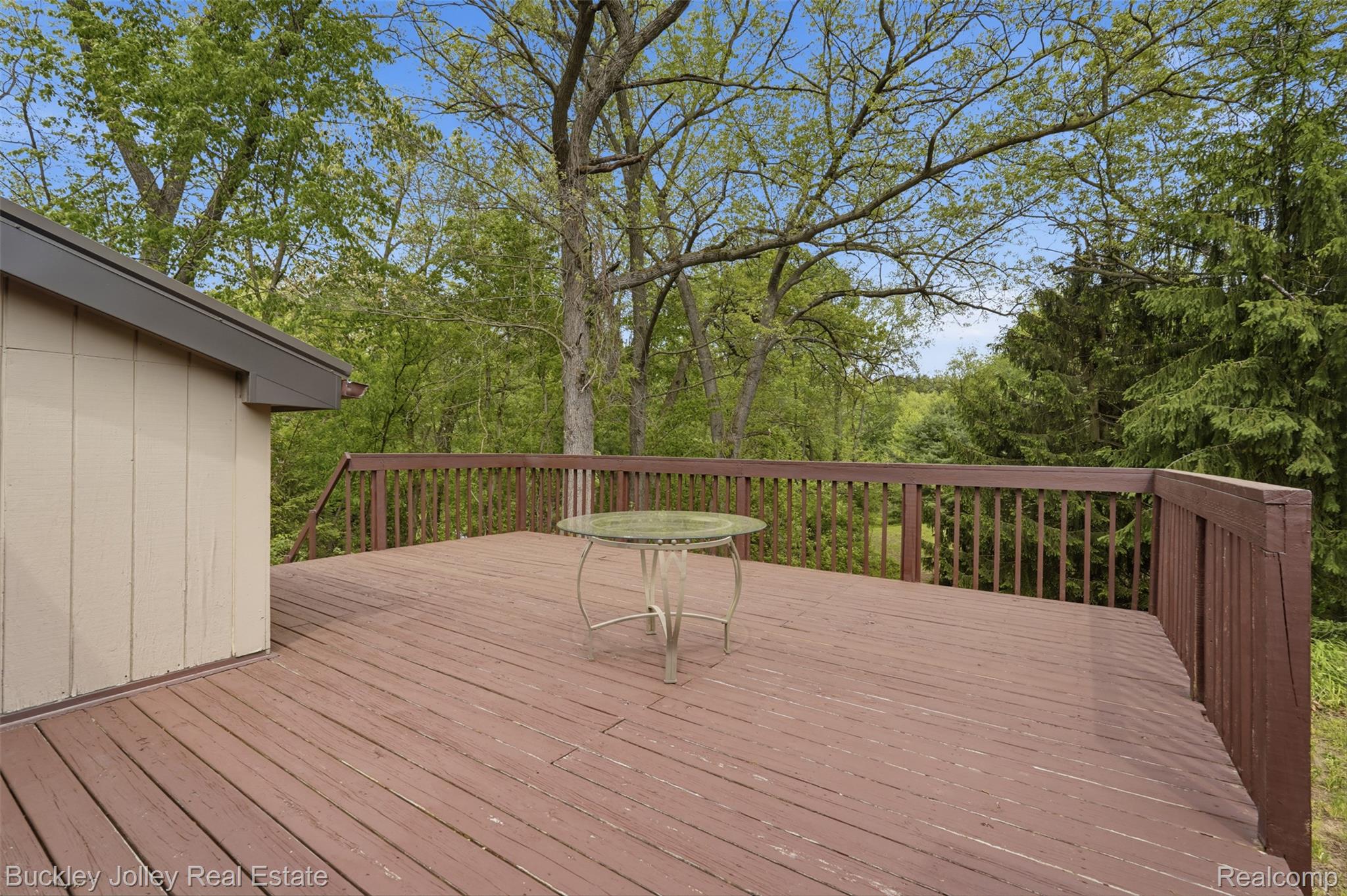 9255 Evergreen Road Brighton, MI 48116 - Photo 20 of 29 Newly Stained Deck