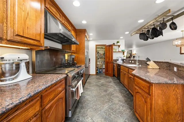 $1,450,000 | 3621 Halbrite Avenue, Long Beach, CA 90808