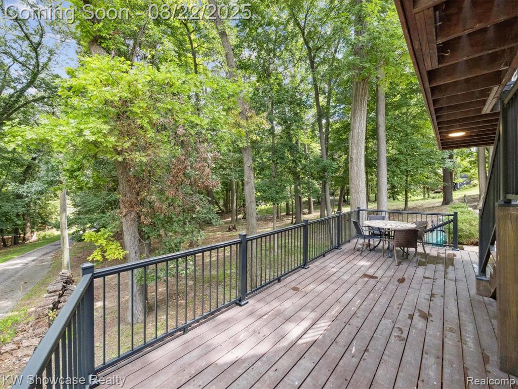 1402 East Fairview Lane Rochester Hills, MI 48306 - Photo 32 of 38