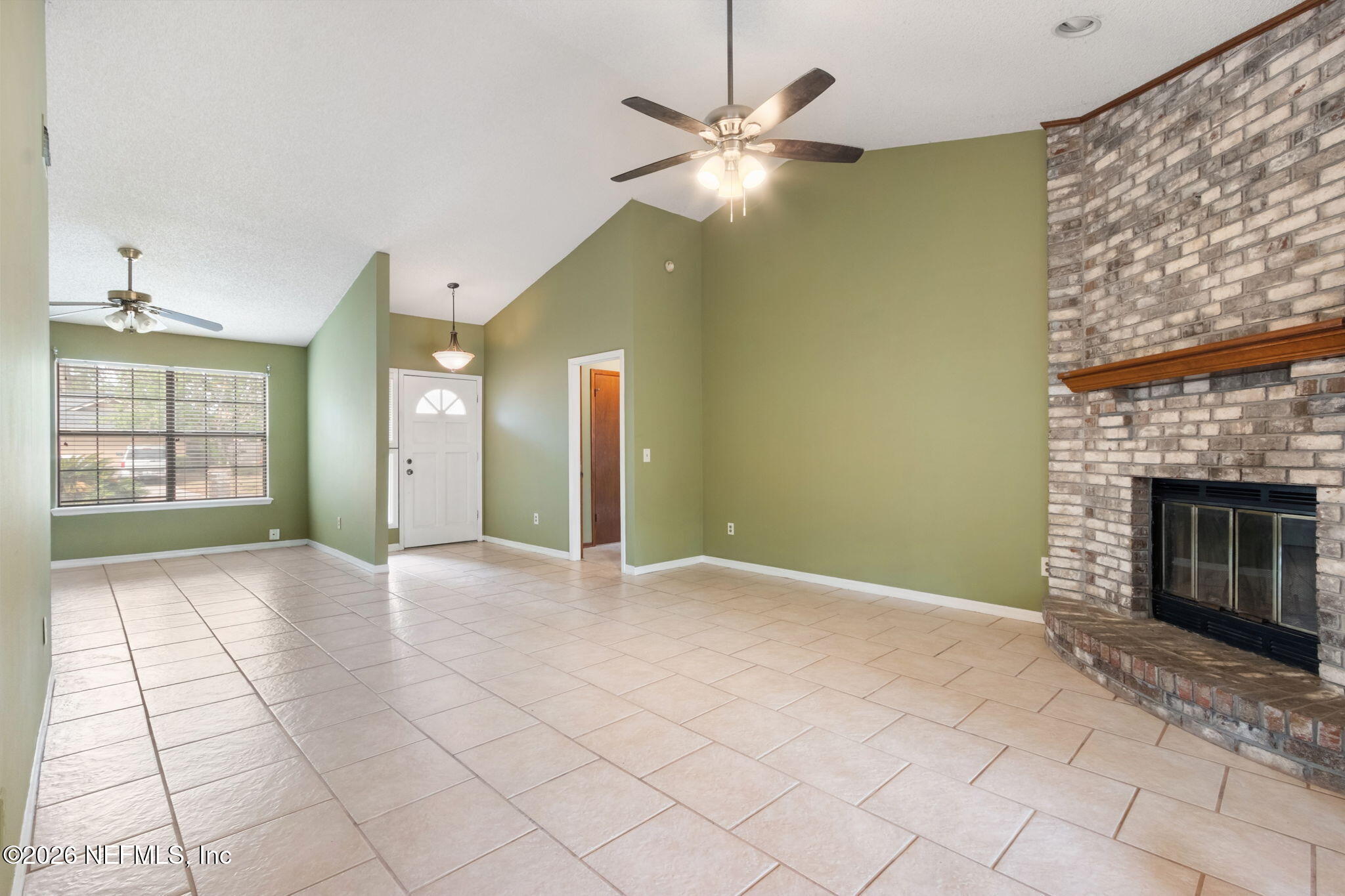 8365 Hamden Road West Jacksonville, FL 32244 - Photo 7 of 25 7-web-or-mls-IMG_6421