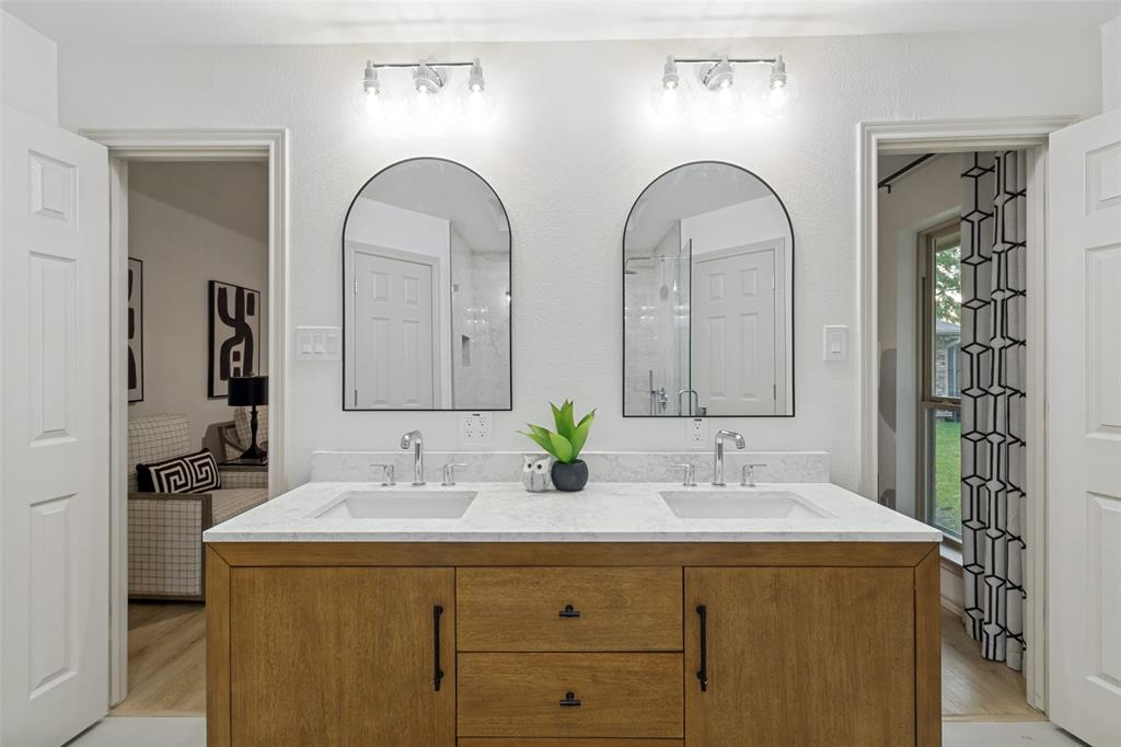 2607 Timberleaf Circle Carrollton, TX 75006 - Photo 11 of 34 Beautiful Primary bathroom with custom showing, his/hers closets