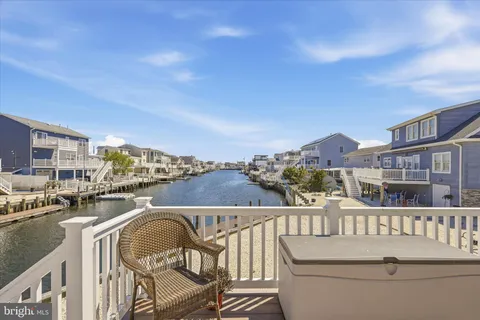 $725,000 | 159 Morris Boulevard, Manahawkin, NJ 08050