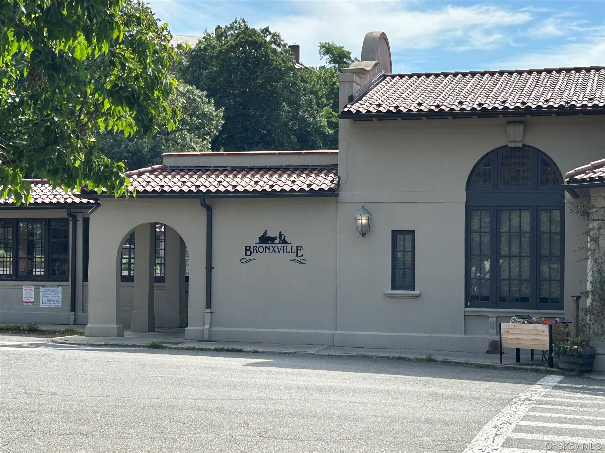 56 Pondfield Road West, Unit 4A Bronxville, NY 10708 - Photo 22 of 22 a front view of a house