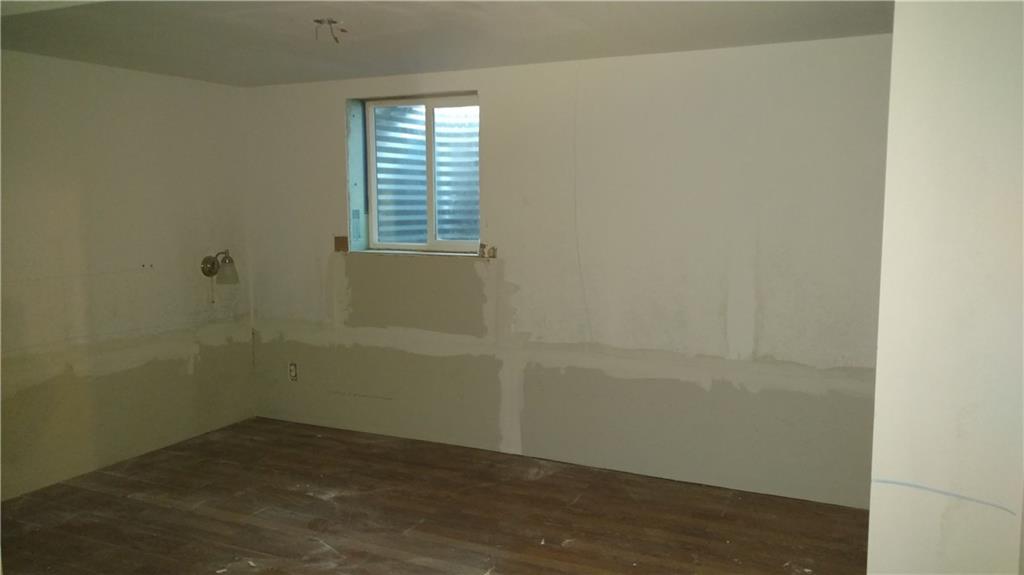 1263 Old State Road New Castle, PA 16101 - Photo 15 of 16
