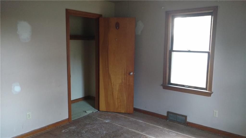 1263 Old State Road New Castle, PA 16101 - Photo 6 of 16