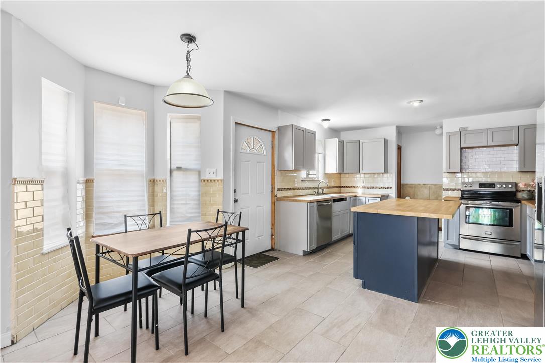 2247 Reo Drive Effort, PA 18330 - Photo 11 of 45